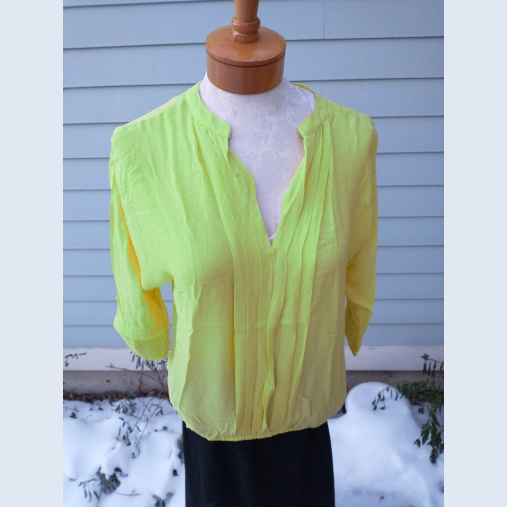 Blouse: Silk, yellow pullover, pleated front. Large - by Joie